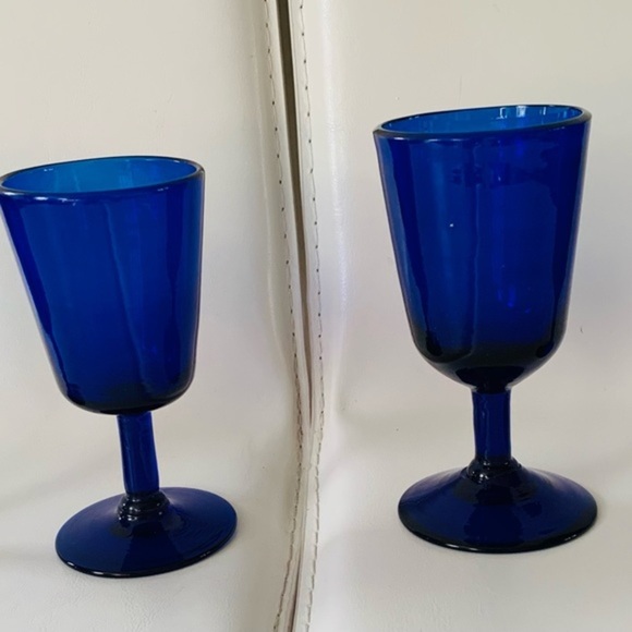 Cobalt blue glasses of 4 - Picture 1 of 9